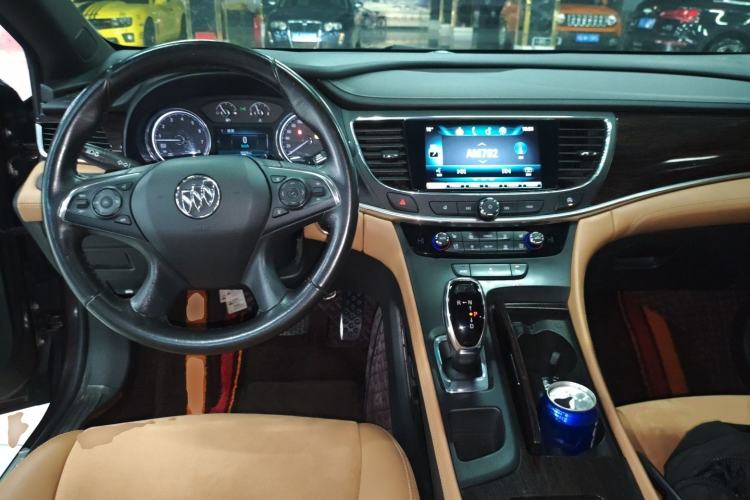 Used Buick LaCrosse 2016 20T Elite Edition Center Console