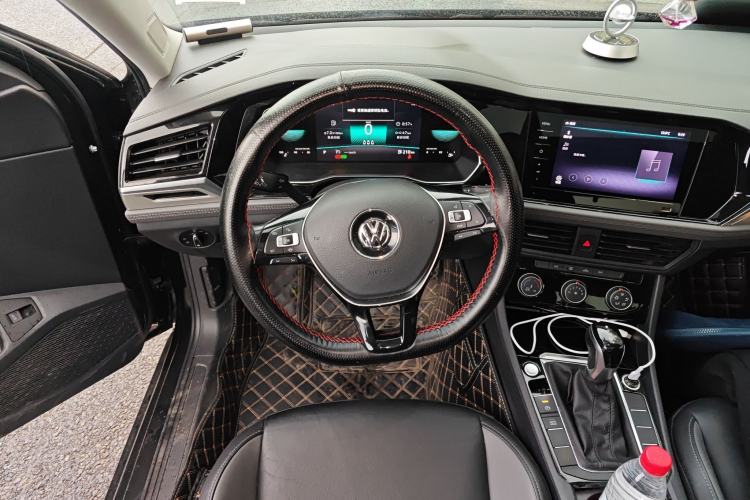 Used Volkswagen Sagitar 2021 280TSI DSG Excellence Edition Steering Wheel