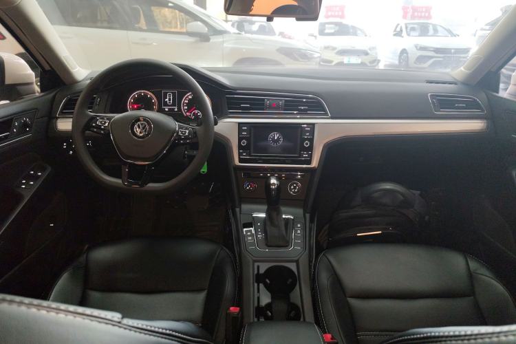 Used Volkswagen Lamando 2019 230TSI DSG Fashion Edition China VI