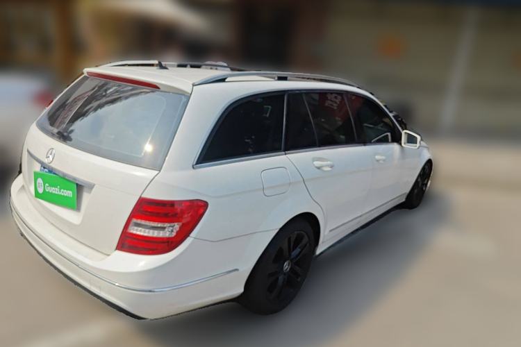 Used Mercedes-Benz C-Class 2011 C 200 Fashion Travel Edition
