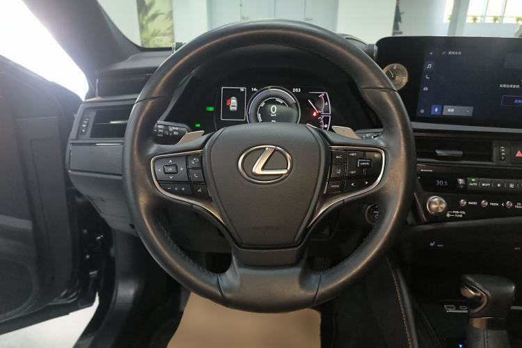 Used Lexus ES 2022 300h Excellence Edition