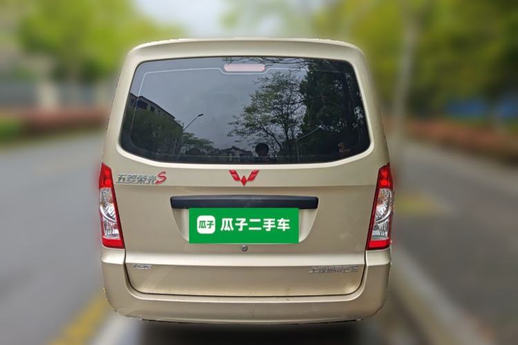 Used Wuling Rongguang S 2023 1.5L Base Version 5/7 Seats Rear