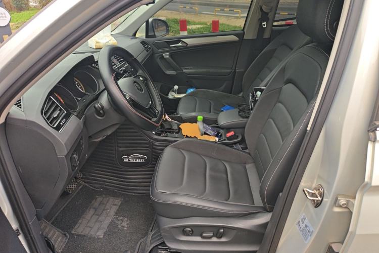 Used Volkswagen Tiguan L 2021 330TSI Automatic Two-Wheel Drive Smart Edition