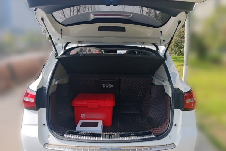 Used Roewe RX3 2020 1.6L CVT 4G Connected Ultra-Cool Flagship Edition Trunk