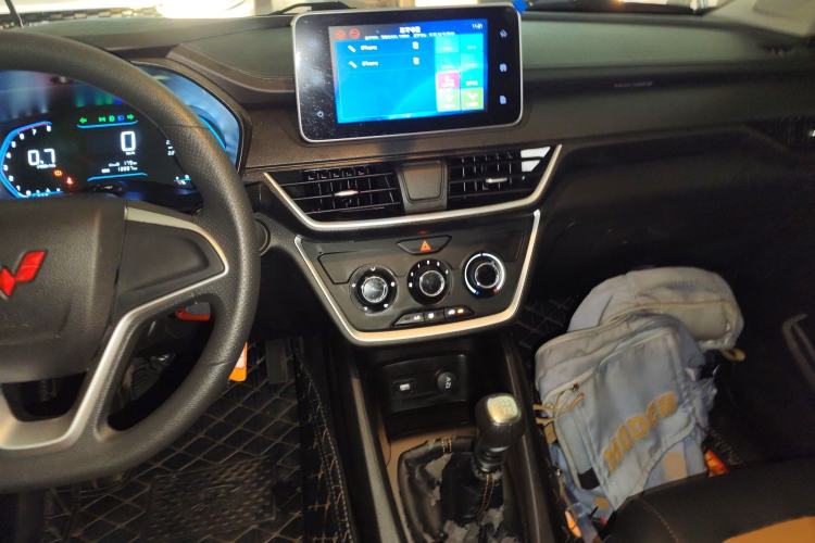 Used Wuling Hongguang S3 2019 1.5L Manual Comfort Model China VI Standard
