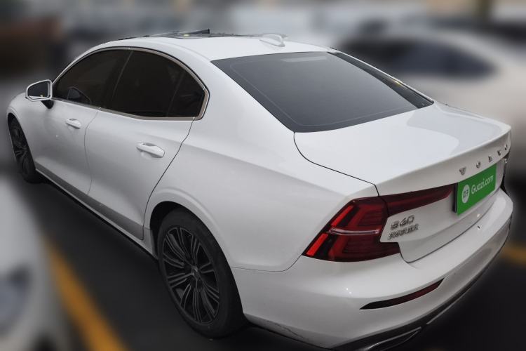 Used Volvo S60 2022 B4 Zhiyuan Luxury Edition Rear Left 45 Deg