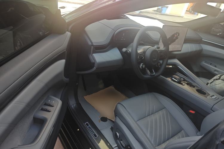 Used Zeekr 001 2025 YOU Edition 100 kWh All-Wheel Drive
