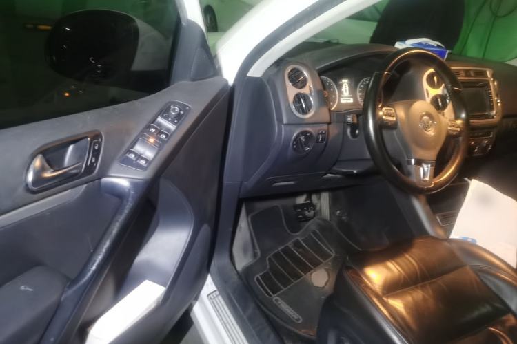 Used Volkswagen Tiguan 2013 1.8 TSI Automatic Two-Wheel Drive Comfort Edition Driver Seat