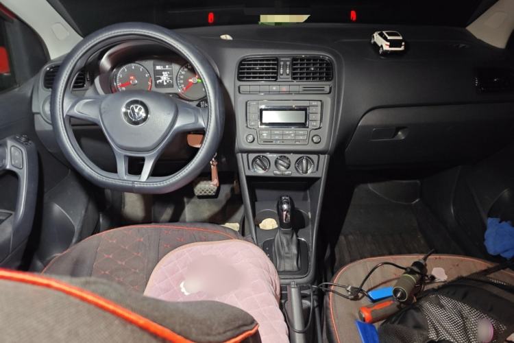 Used Volkswagen Polo 2016 1.4L Automatic Trendy Model Center Console