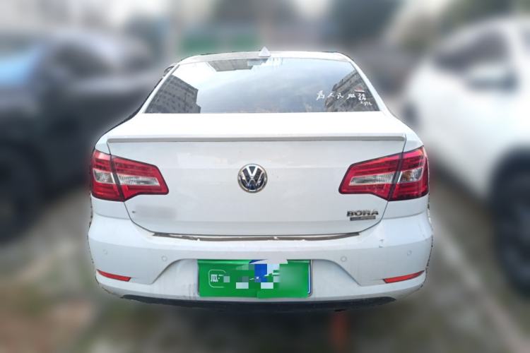 Used Volkswagen Bora 2015 Value Edition 1.6L Automatic Comfort Version