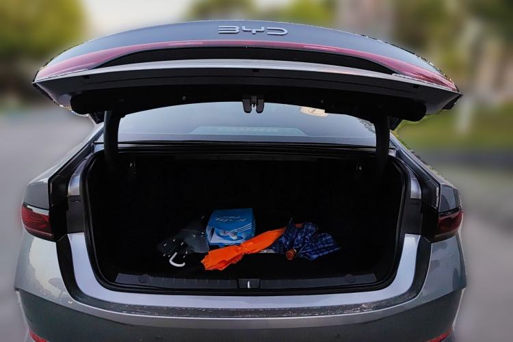 Used BYD Qin PLUS 2025 DM-i Smart Drive 55KM Leading Model
