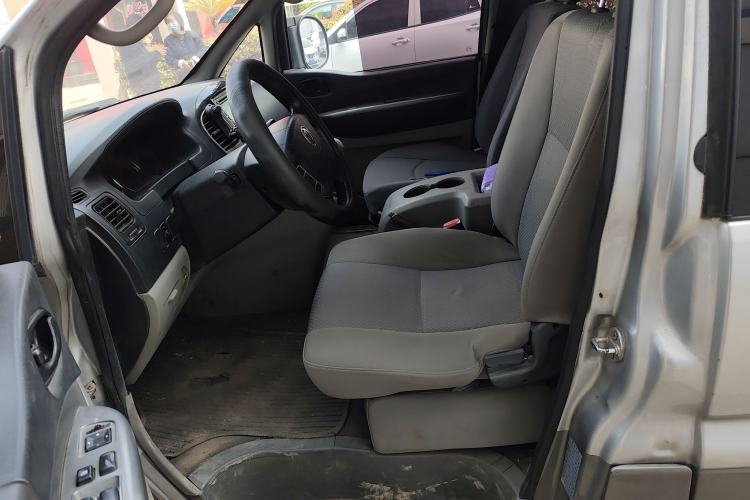 Used FORTHING Lingzhi 2014 M5 Q3 2.0L 7-seat Long-Wheelbase Comfort Version
