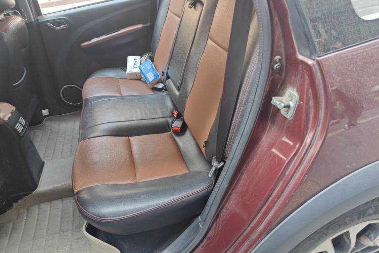 Used FORTHING Joyear X5 2013 1.6L Manual Luxury Model China IV Standard Left Rear Seat