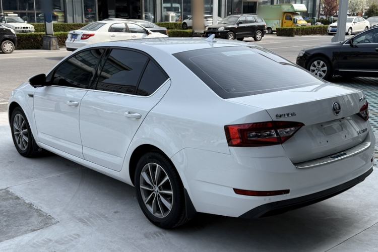 Used Skoda Octavia 2018 TSI230 DSG Comfort Edition