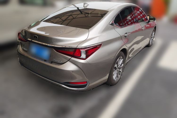 Used Lexus ES 2022 200 Excellence Edition Rear Right 45 Deg