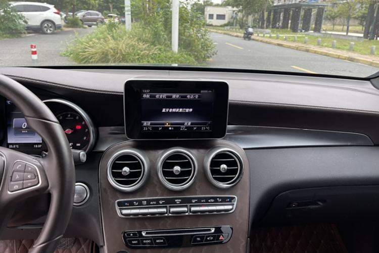 Used Mercedes-Benz GLC 2016 GLC 300 4MATIC Dynamic Model