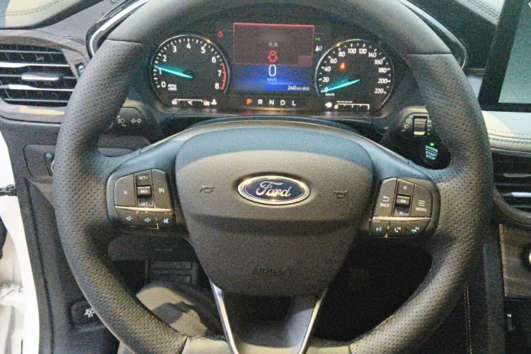 Used Ford Escape 2024 EcoBoost 245 Two-Wheel-Drive Comfort Edition
