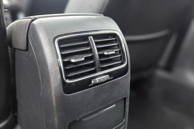 Used Volkswagen Sagitar 2018 1.6L Manual Comfort Model