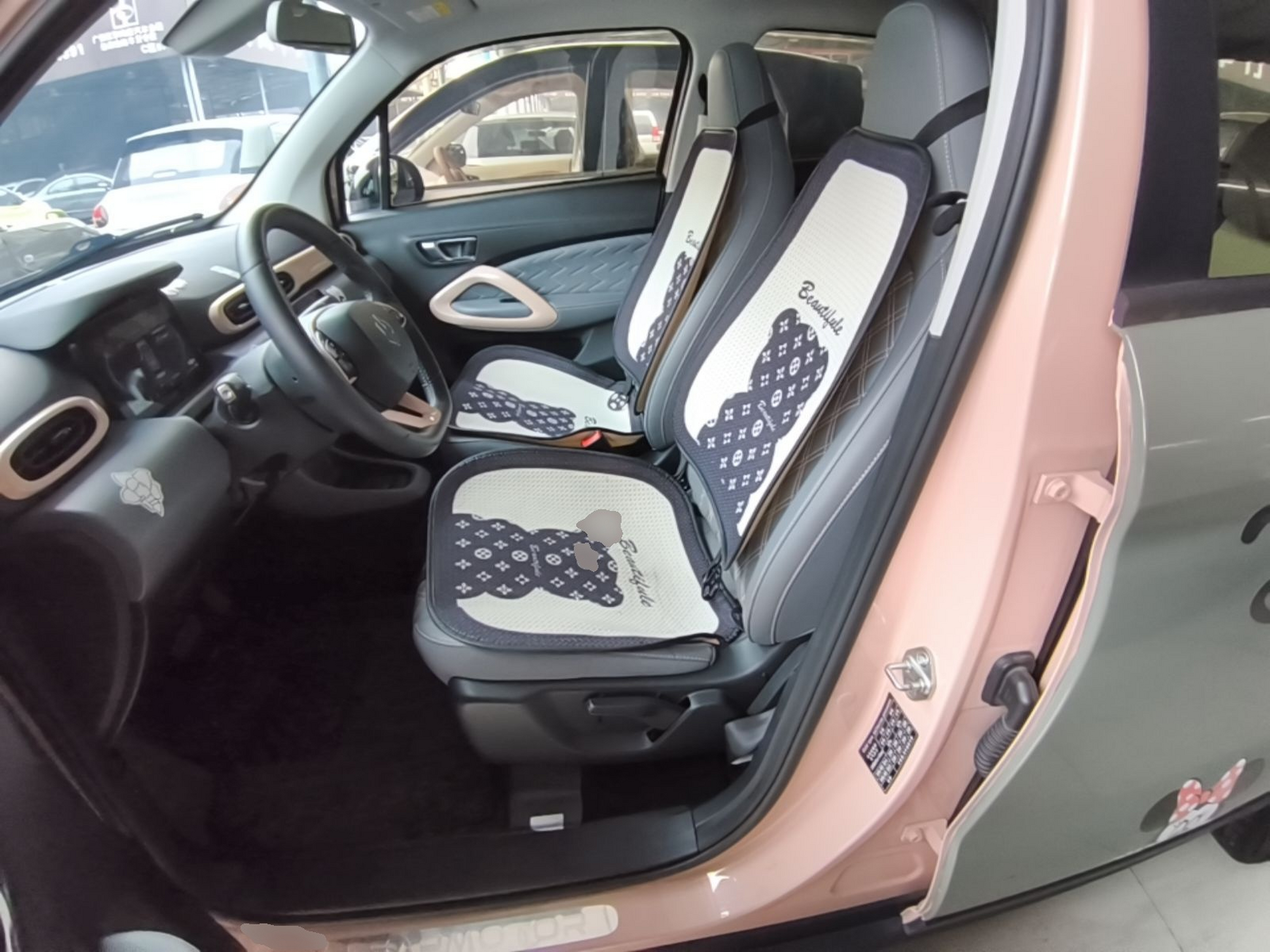Avant de la voiture