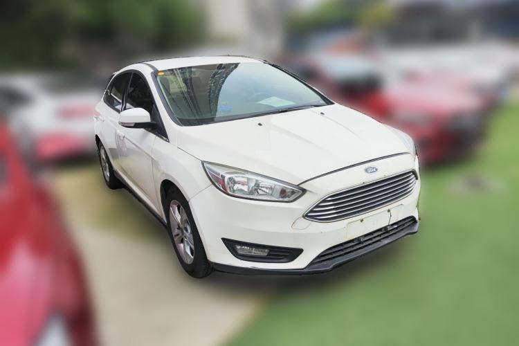 Used Ford Focus 2015 Sedan 1.6L Automatic Comfort Model Front Right 45 Deg