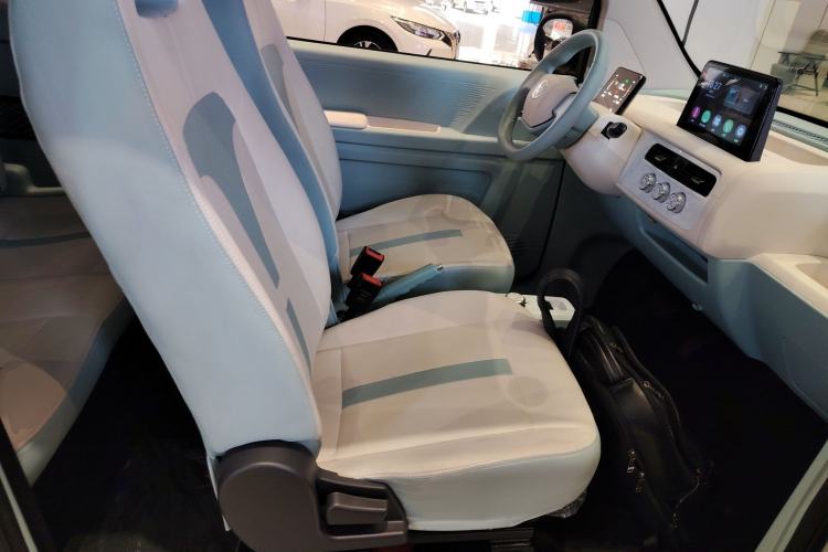 Used Know Beans Rainbow 2024 Colorful Cloud Edition Right Front Seat