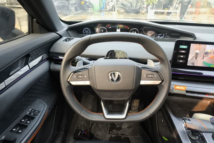 Used Changan UNI-V 2023 1.5T Prestige Model
