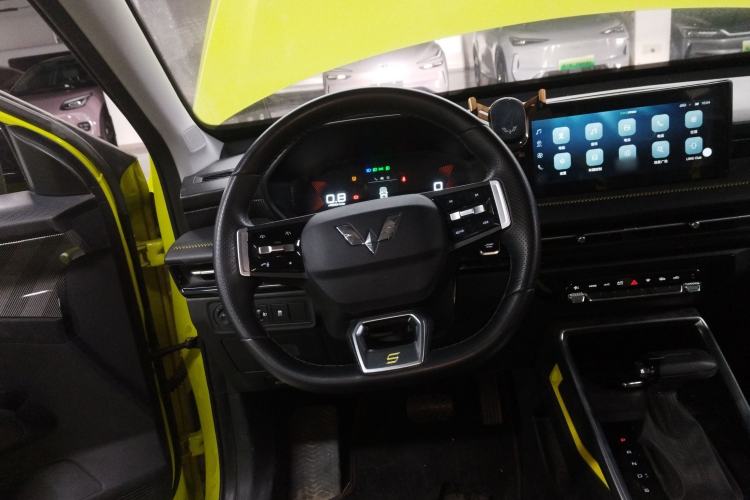 Used Wuling Alvez 2022 1.5T CVT Trendy & Cool Edition