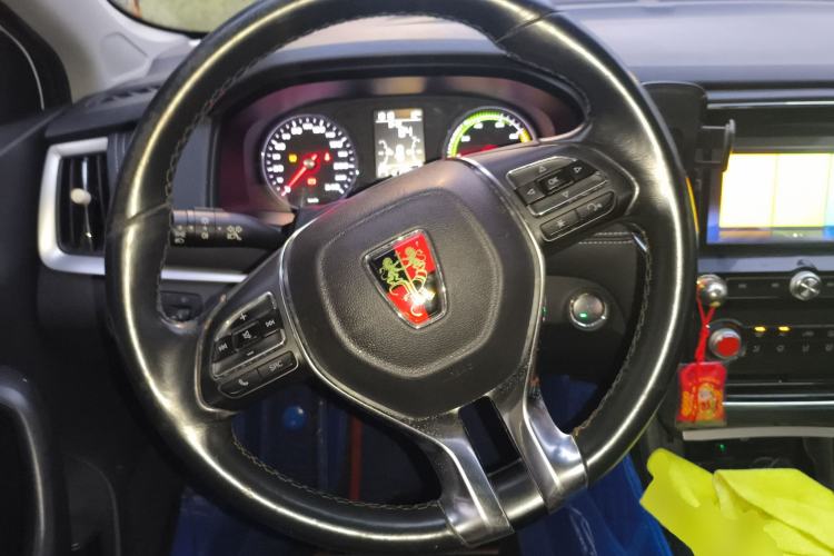 Used Roewe i6 New Energy 2019 PLUS 50T 4G Connected Glory Luxury Edition Steering Wheel