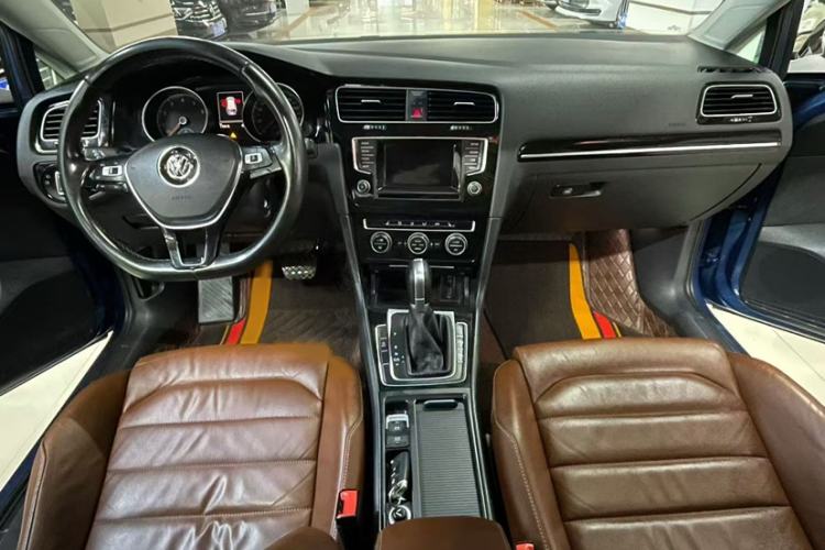 Used Volkswagen Golf 2014 1.4TSI Luxury Travel Edition