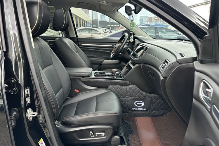 Used GAC Trumpchi GS8 2021 390T Two-Wheel-Drive Dark Knight Edition Right Front Seat