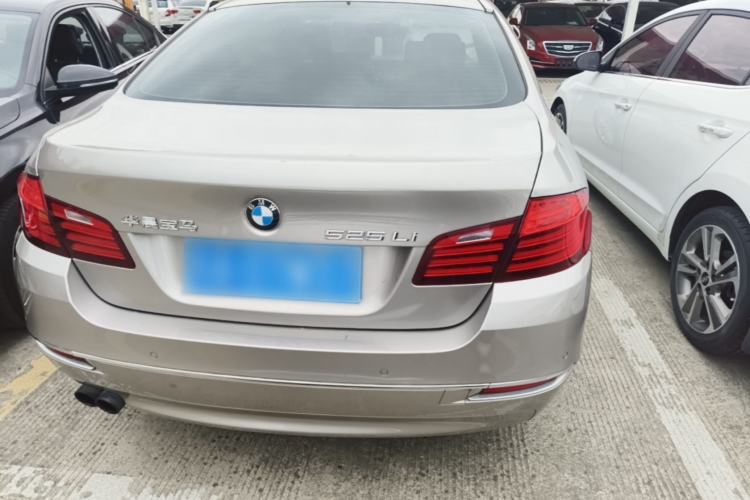 Used BMW 5 Series 2014 525Li Luxury Design Package