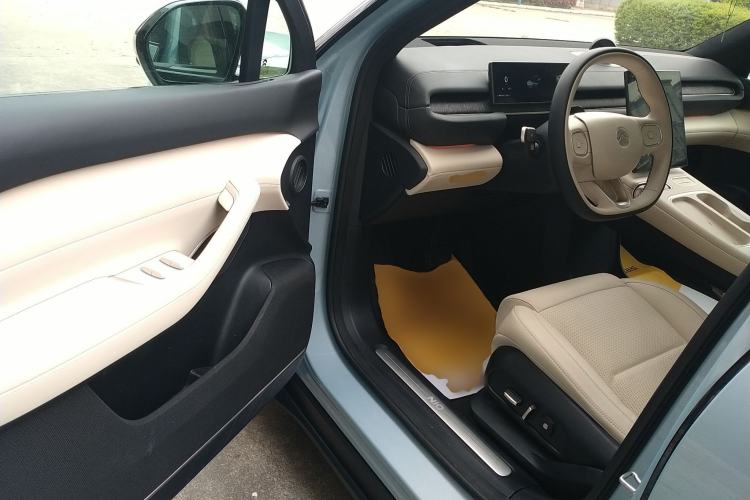 Used Nio ES6 2023 75 kWh Driver Seat