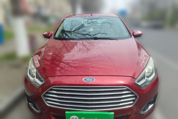 Used Ford Escort 2015 1.5L Automatic Fashion Model Front