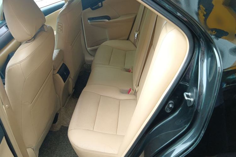 Used Toyota Camry 2016 2.0G 10th Anniversary Leading Edition
