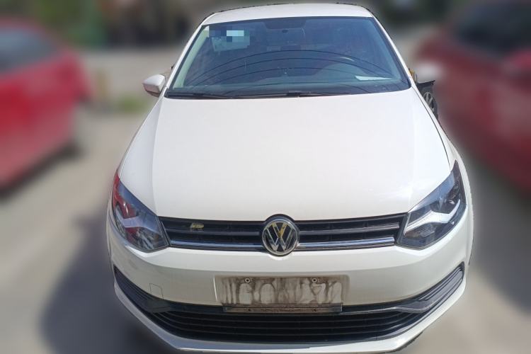 Used Volkswagen Polo 2016 1.4L Manual Fashion Model Front