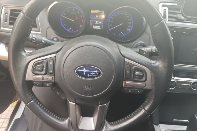 Used Subaru Outback 2015 2.5i Luxury Navigation Edition Steering Wheel