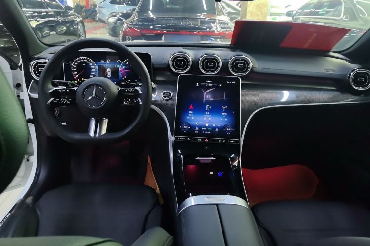 Used Mercedes-Benz C-Class 2024 C 260 L Sport Edition Center Console