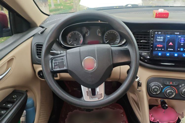 Used Fiat Viaggio 2012 1.4T Manual Enjoyment Edition
