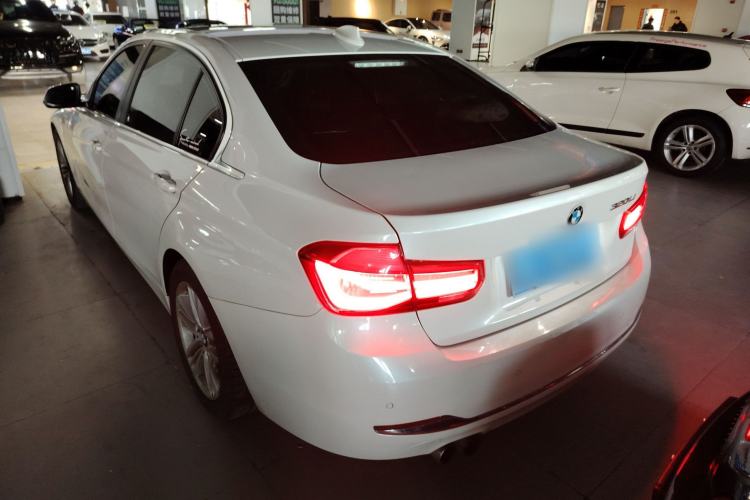 Used BMW 3 Series 2017 320Li Fashion Model
