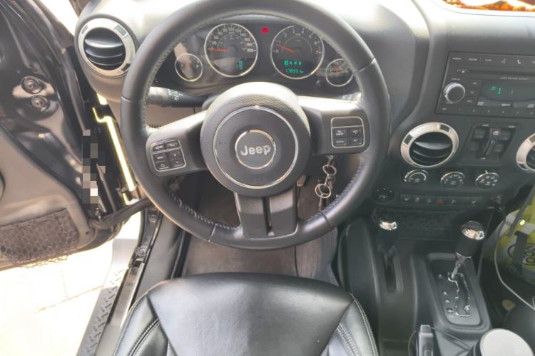 Used Jeep Wrangler 2017 3.0L Sahara Four-Door Comfort Edition