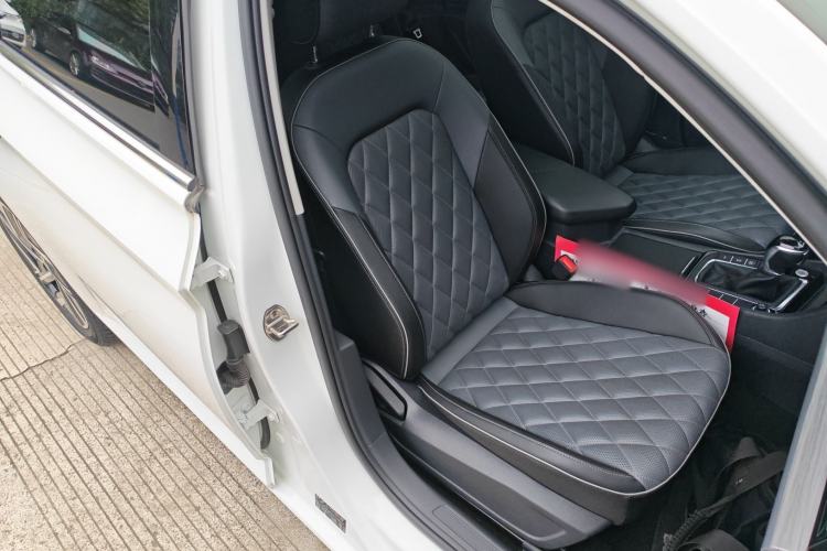 Used Volkswagen Sagitar 2023 300TSI DSG Excellence Edition
