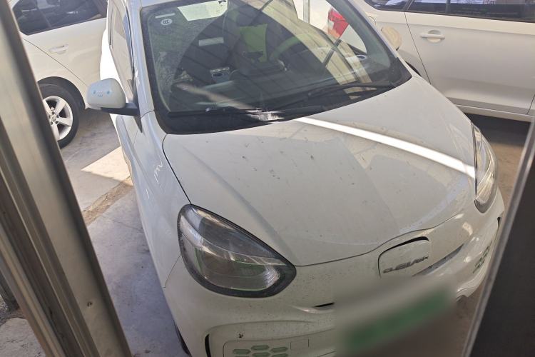 Used Roewe Clever 2021 302 km New Four-Seater Super-Efficient Version