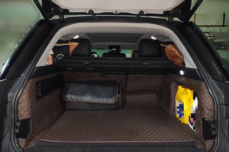 Used Land Rover Range 2016 3.0 SC V6 Vogue Trunk