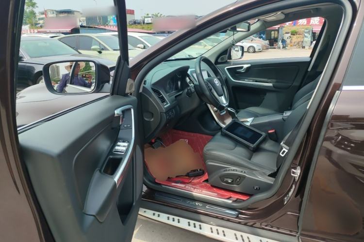 Used Volvo XC60 2017 T5 Smart Upgrade Edition Driver Seat