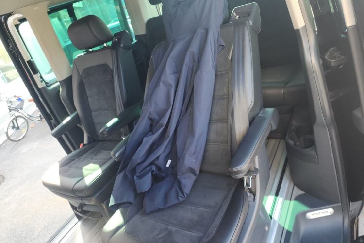 Used Volkswagen Multivan 2019 2.0 TSI 4x4 Prestige Edition 7-Seater Left Rear Seat