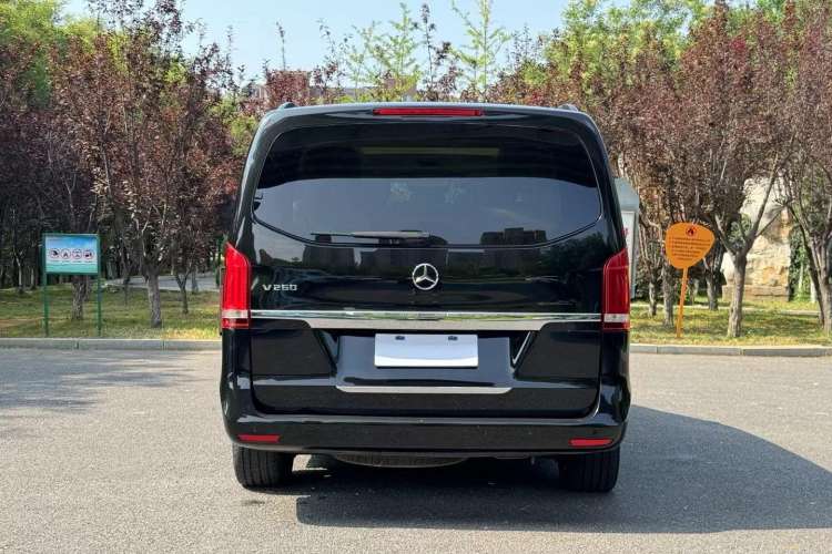 Used Mercedes-Benz V-Class 2017 V 260 Prestige Edition
