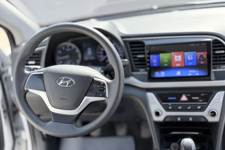 Used Hyundai Elantra (6th Generation / Lingdong) 2016 1.6L Manual ZhiXuan·Youth Edition
