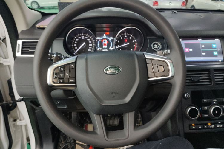 Used Land Rover Discovery Sport 2017 2.0T PURE
