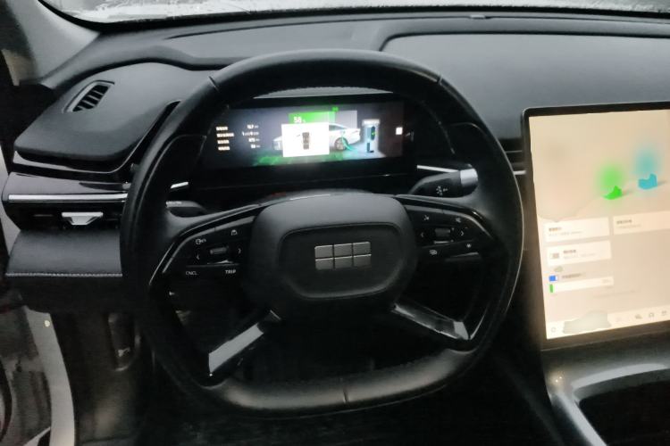 Used Geely Galaxy L6 2024 125km PLUS Dragon Edition