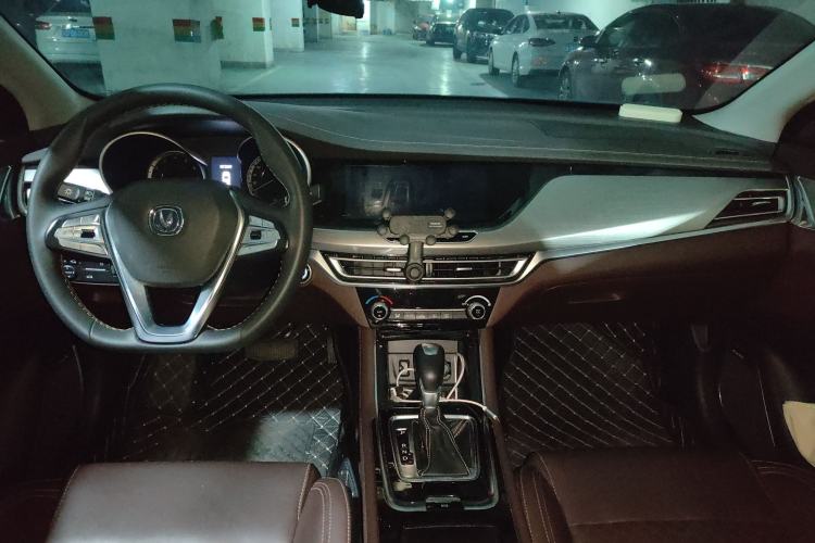 Used Changan Eado 2019 High-Energy Edition 1.6L GDI Automatic Zhenfeng Model China VI Standard
